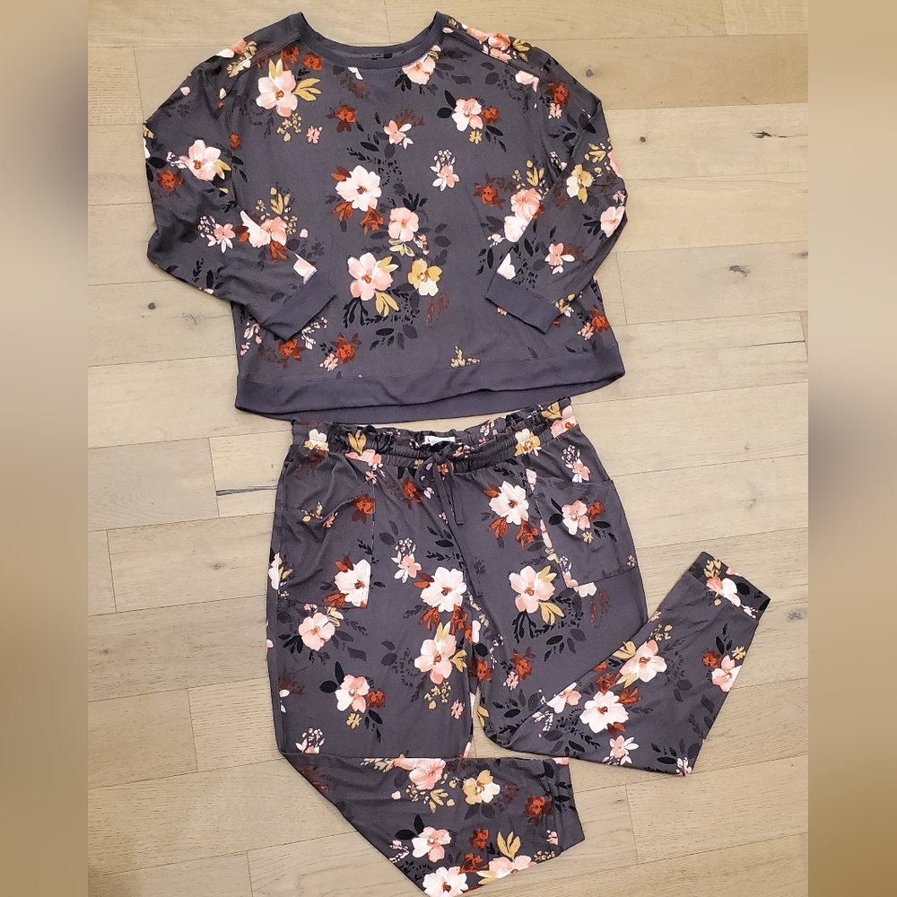 Koolaburra Floral Pajama Set - Purple and Pink Sz XL